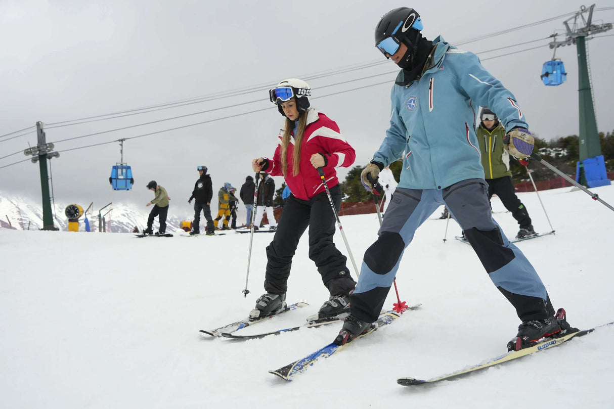 Clases Esquí Cerro Catedral - Semi - Exclusiva (Incluye Tabla Botas y Bastones) / Ski / Mañana -CaranvaSports - temporada 2026